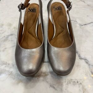 Sofft Leather Women’s Sling back Pump Lilly Pewter Size 8